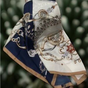 Elegant Silk Scarf with Chain and Equestrian Print